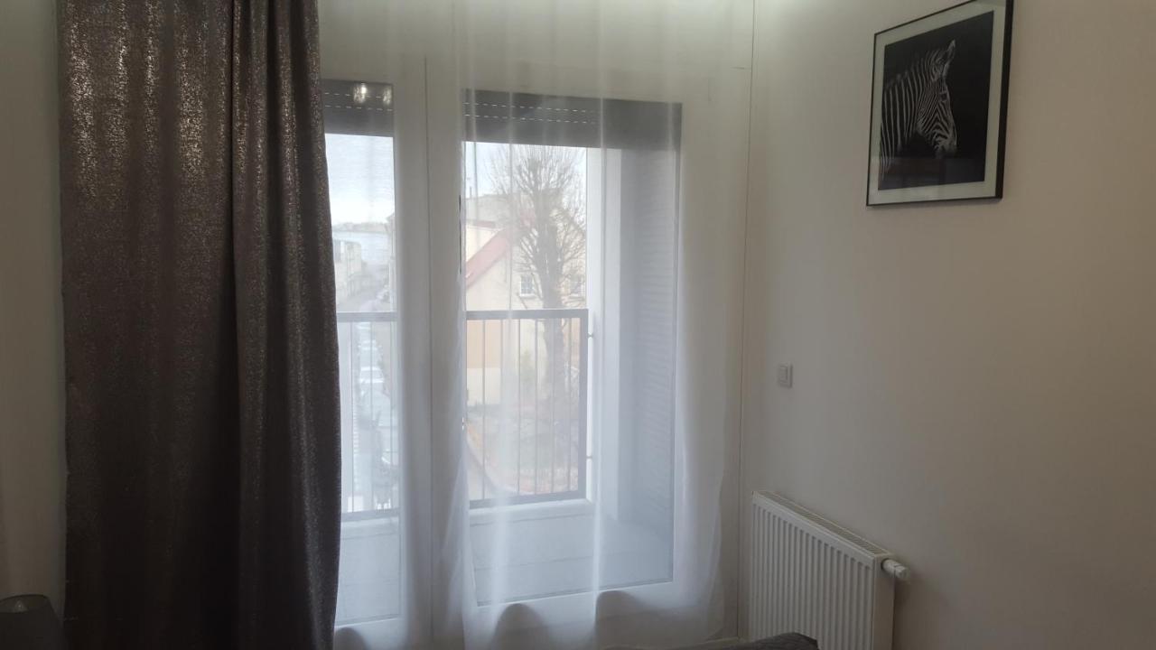 Apartament Skarbowa 2 & Parking Leszno  Extérieur photo