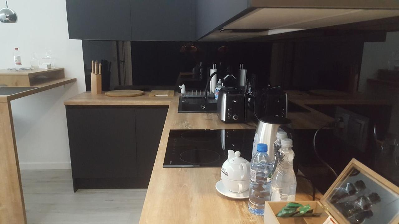 Apartament Skarbowa 2 & Parking Leszno  Extérieur photo
